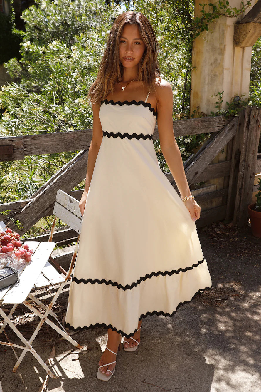 Bella Linea Dress Beige