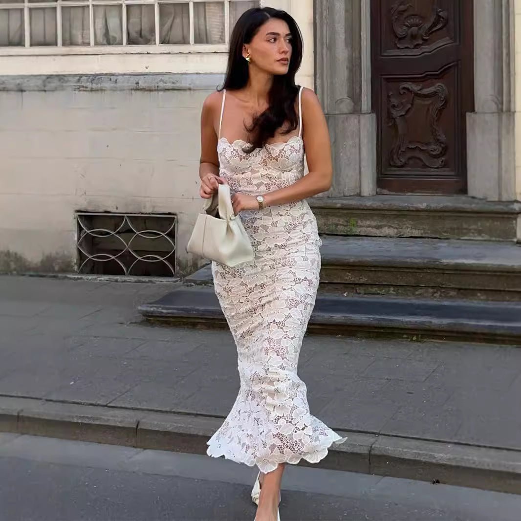 Elegant Lace Mermaid Gown - asiilo.com