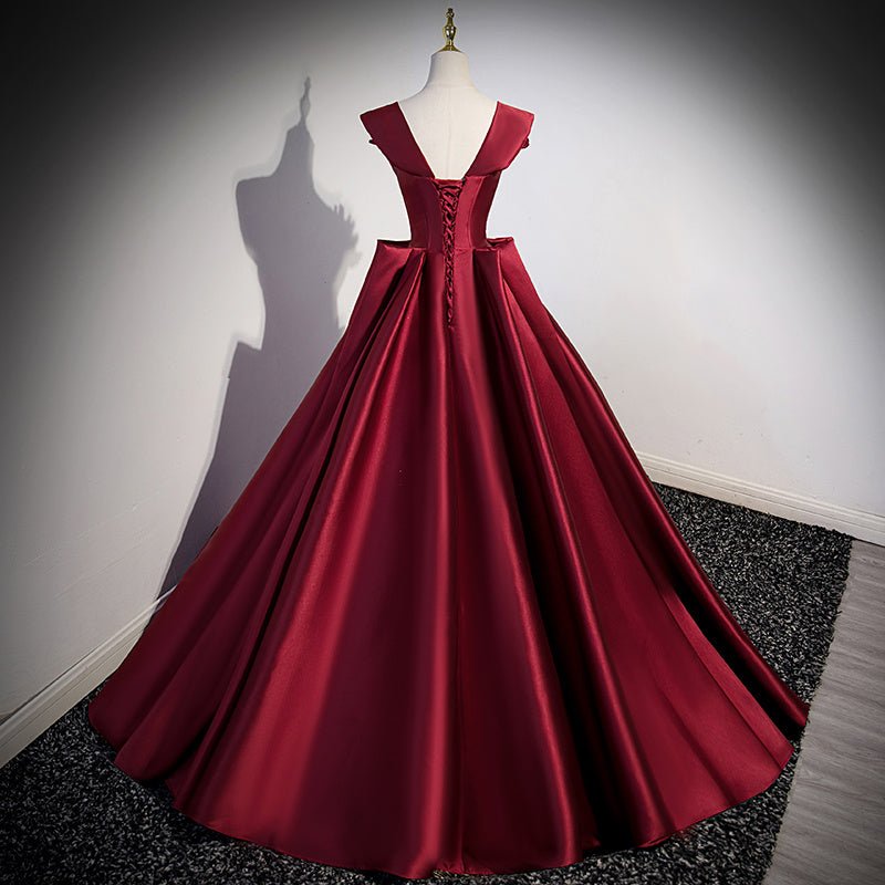 Crimson Royal Gown - asiilo.com