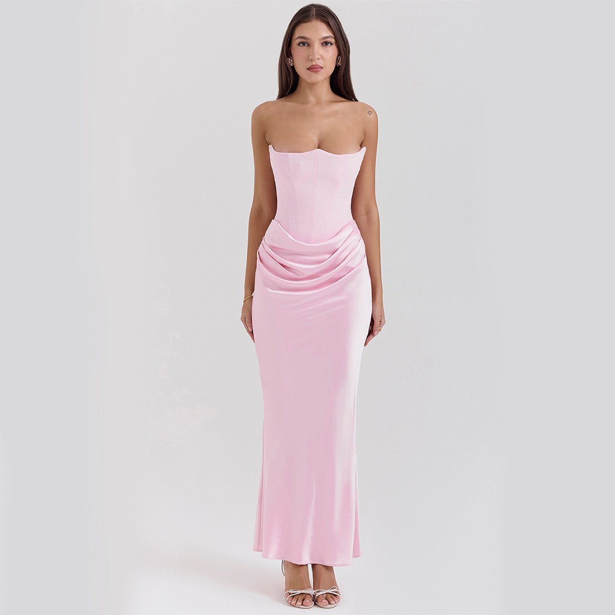 Scarlet Elegance Gown - asiilo.com