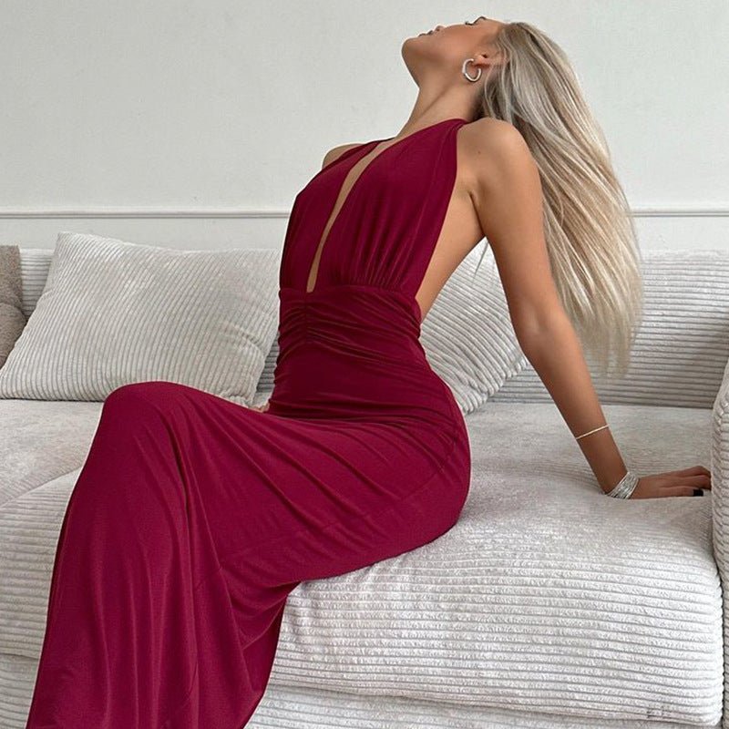Scarlet Elegance Gown - asiilo.com